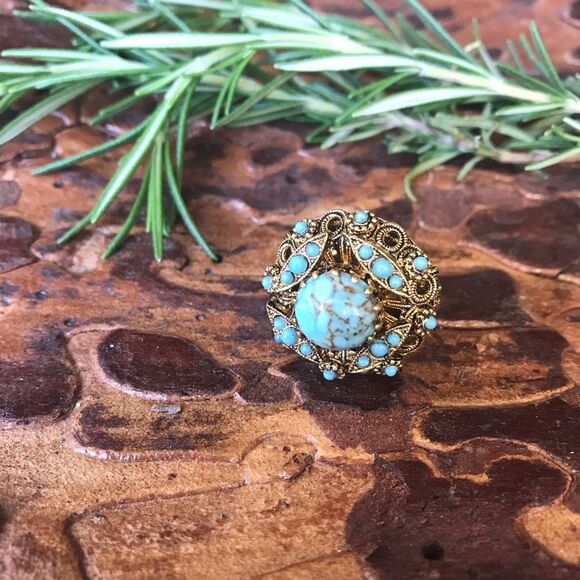 VINTAGE 1950’s Turquoise Costume Cocktail Ring 6.5 - Picture 2 of 8